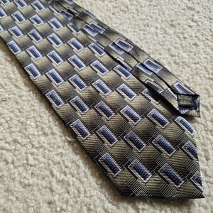 🌈Bosa Men’s Tie | Geometric Rectangle Pattern 100% Silk